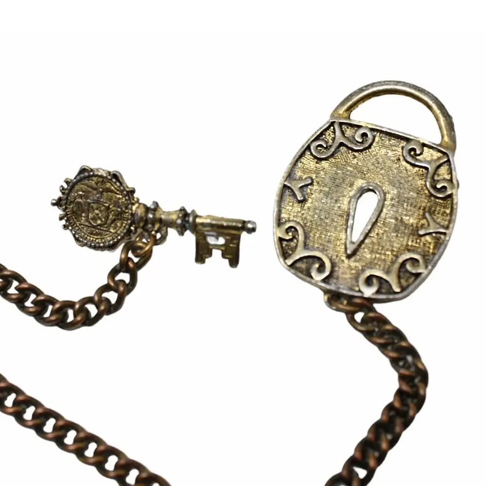 Vintage Lock & Key Sweetheart Brooch Pin Gold Tone Chain Jeanne Style - Hey Viv